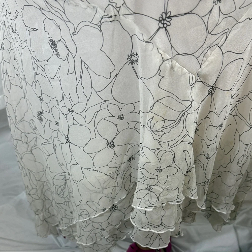 White House Black Market Ivory and Charcoal Floral Dress - Picture 10 of 11